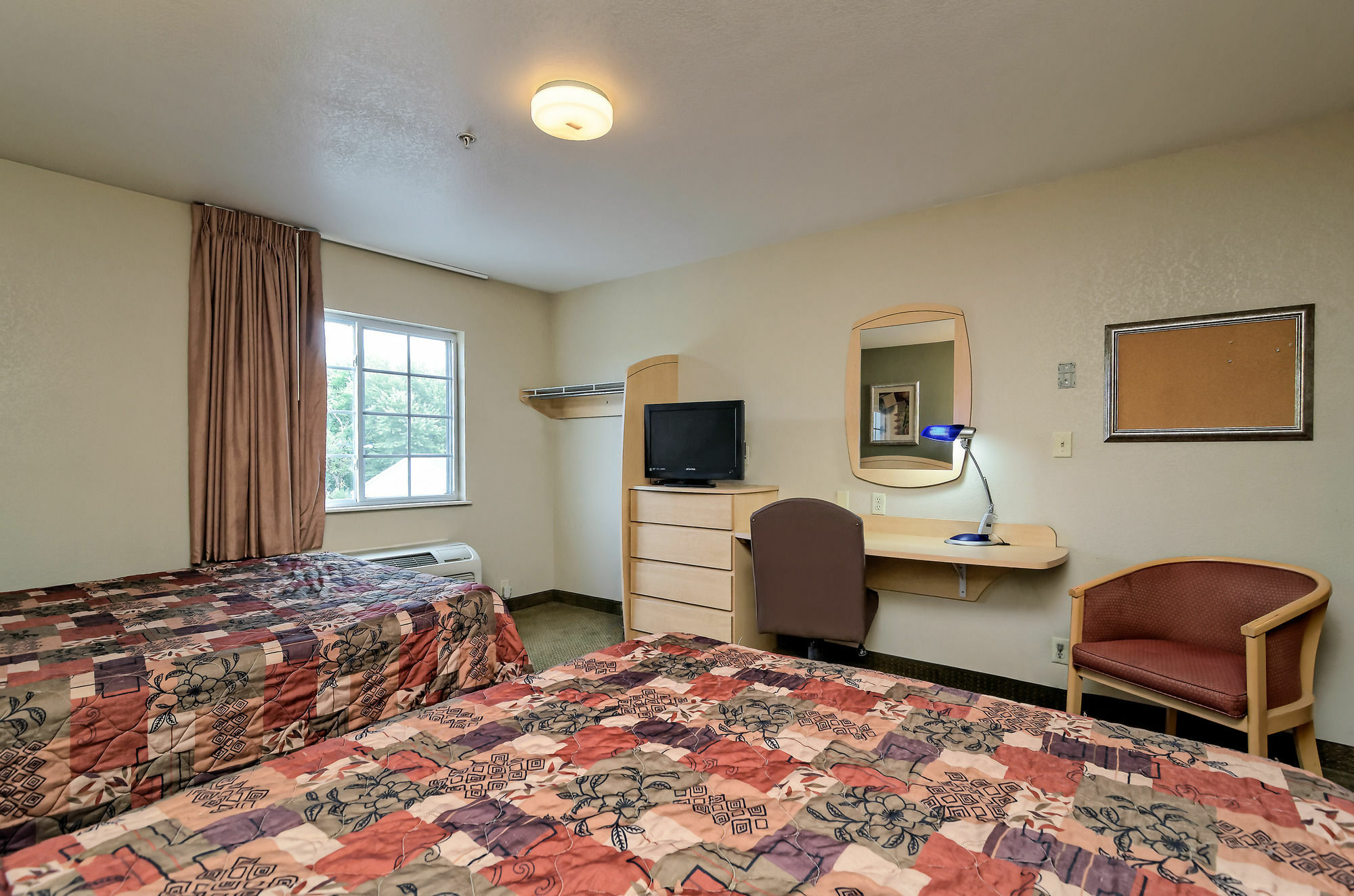 Hometowne Studios & Suites By Red Roof Bentonville Extérieur photo